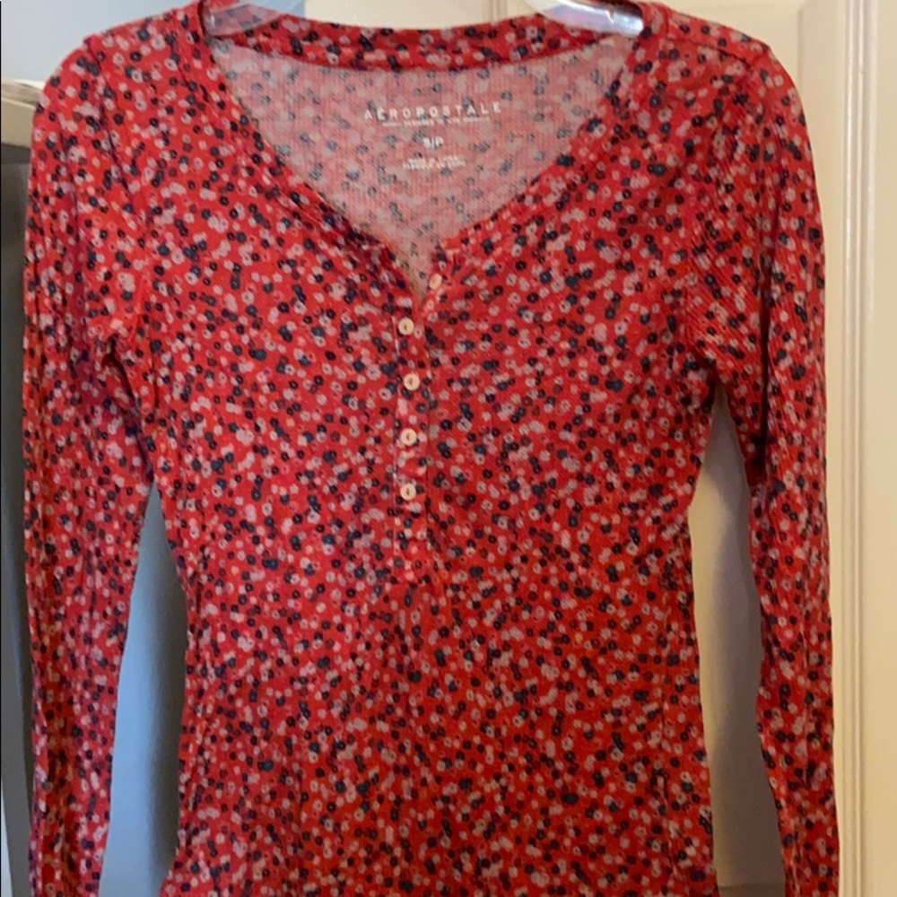 Aeropostale Women’s Buttoned Shirt Size: S
